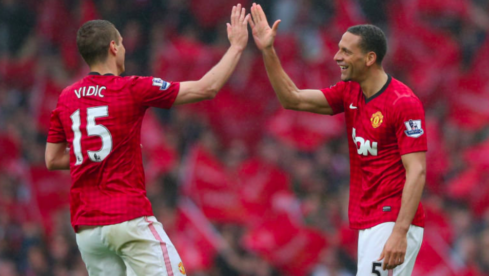 会中表现出 会中表现出