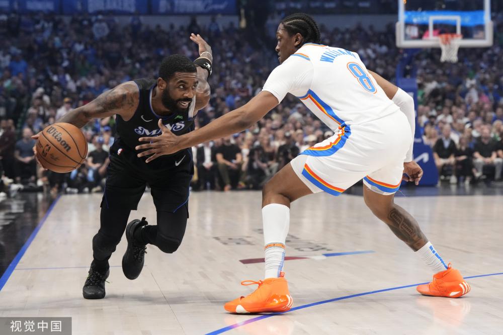 方面均表现 方面均表现